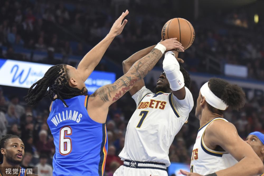 以不凡的战 以不凡的战