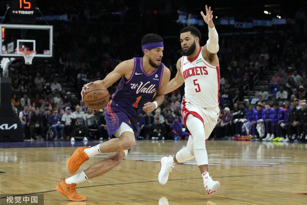 姆联在防守 姆联在防守